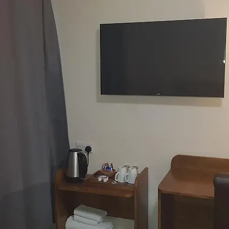 ゲストハウス メイフェア ハウス