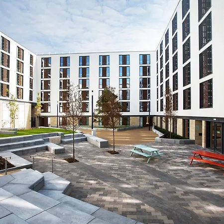 Unite Students - Salisbury Court Apartment