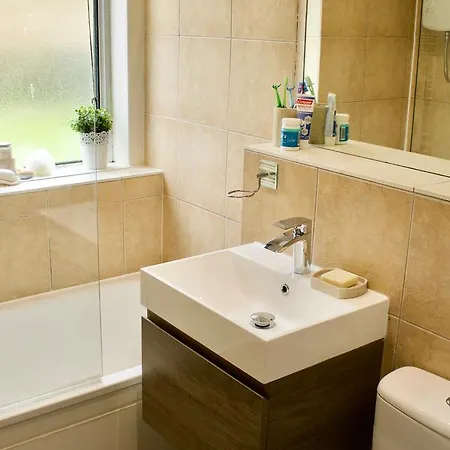 Ground Floor Flat Sleeps 4 Appartement