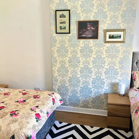 Апартаменты 233 Leith