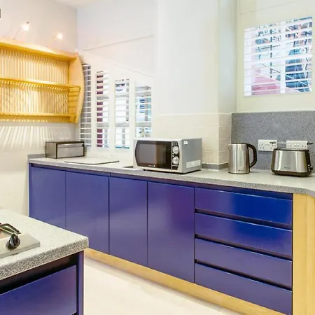 Apartament Ramsay Gardens - Grand 4-bedroom Next To Castle