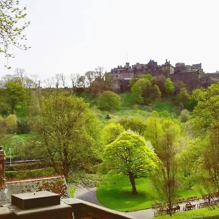 Ramsay Gardens - Grand 4-bedroom Next To Castle アパート