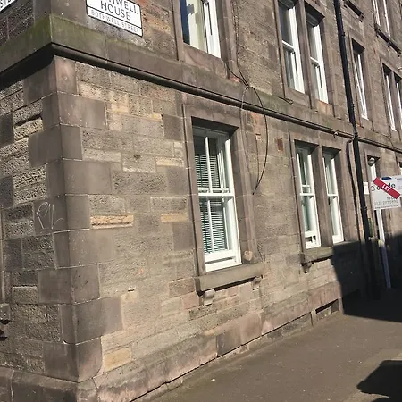 Central Bothwell House Apartment *