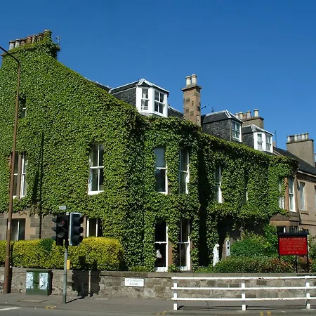 Guest house A-haven Townhouse