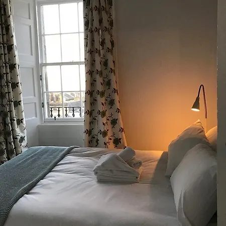 Georgian Flat In New Town Sleeps 6 Edinburgh