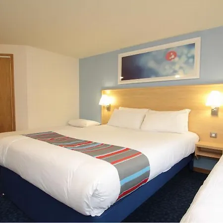 Travelodge Haymarket 3*