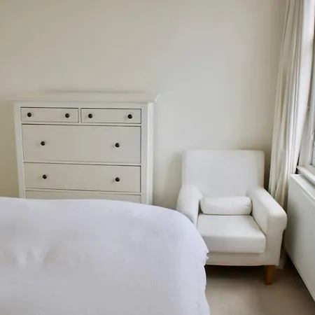 Apartment 2 Bedroom Flat In Comely Bank Edinburgh