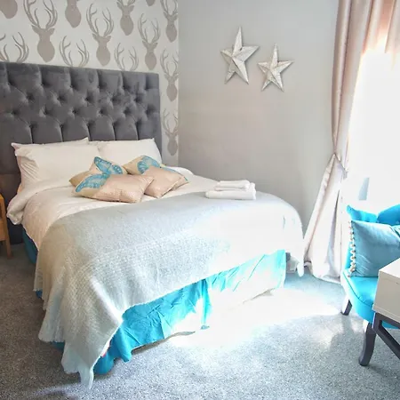 Daire Luxurious And Amazing Location Near Arthur's Seat *