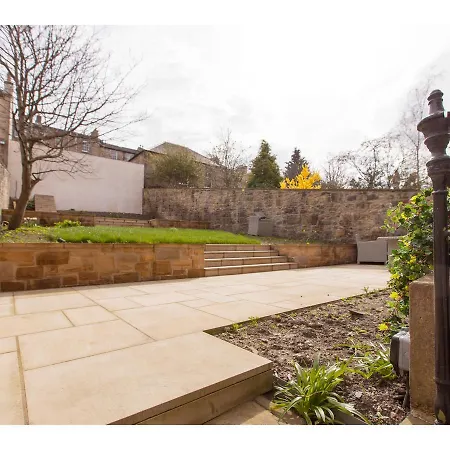 Apartment Lovely 3br Garden Flat For 5 Within City Centre Edinburgh