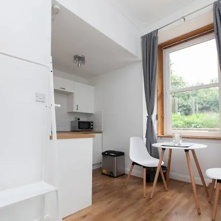 Charming & Comfortable Studio Flat In Edinburgh! Appartement