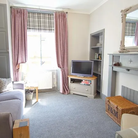 Luxurious And Amazing Location Near Arthur's Seat