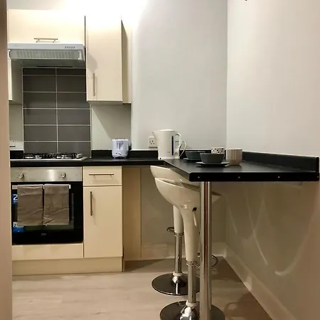 2 Bedroom Fountainbridge *