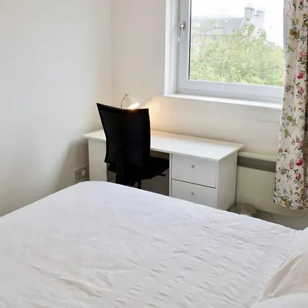 2 Bedroom Near Centre Of The City