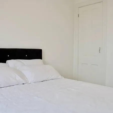 2 Bedroom Near Centre Of The City