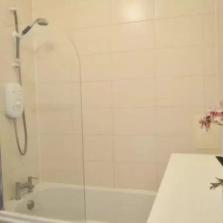 Modern & Light Flat In Vibrant Leith! Apartamento Edimburgo