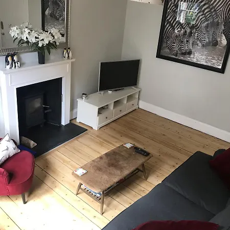 Apartament 2 Bed Flat With Beautiful Views *