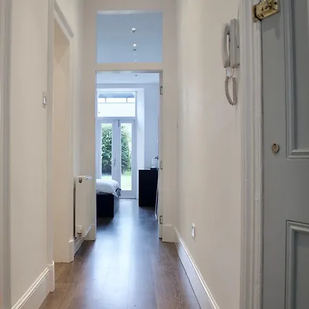 Central 1 Bedroom *