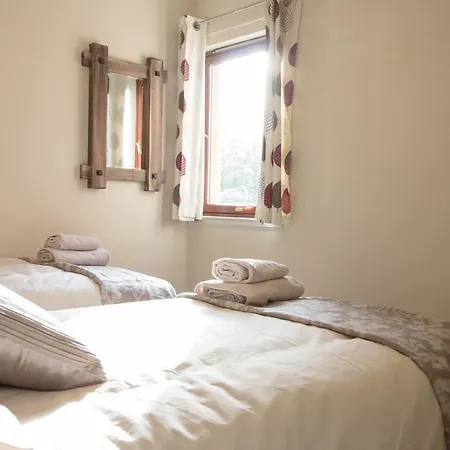 Apartment South Groathill - Lovely 2 Bed With Castle View