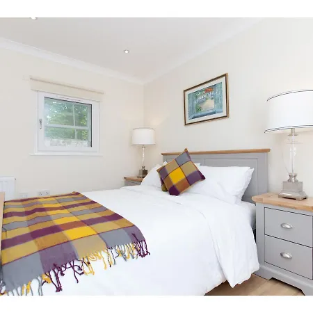 Historic Stone Built 4br For 8 W/parking Edimburgo