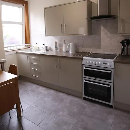 3 Bedroom Flat In *
