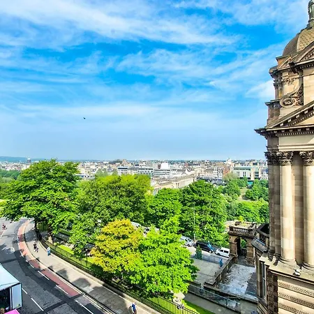 Altido Spacious Flat In Old Town * Édimbourg