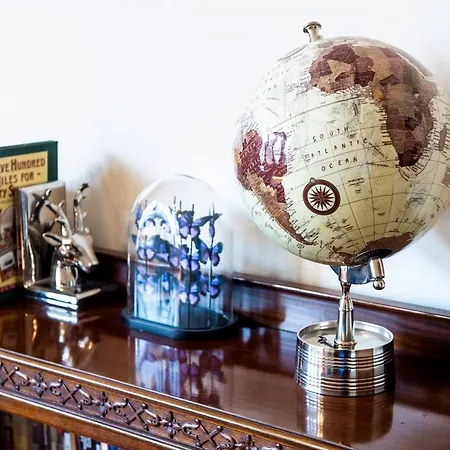 Altido Spacious Flat In Old Town Appartement