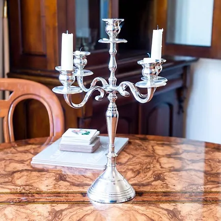 Altido Spacious Flat In Old Town *