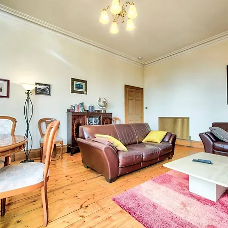 Appartement Altido Spacious Flat In Old Town *