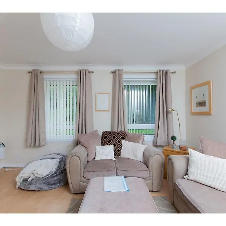 Festival Flat For 4 Overlooking Arthur's Seat *