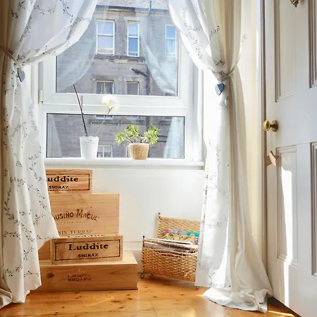 Stylish And Cosy Near City Center