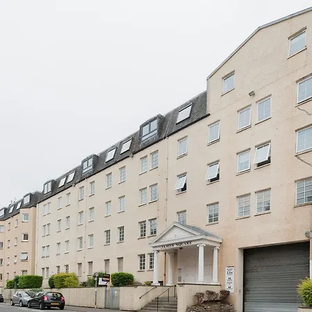 Apartment Stunning 2 Bed Near Haymarket With Pool *