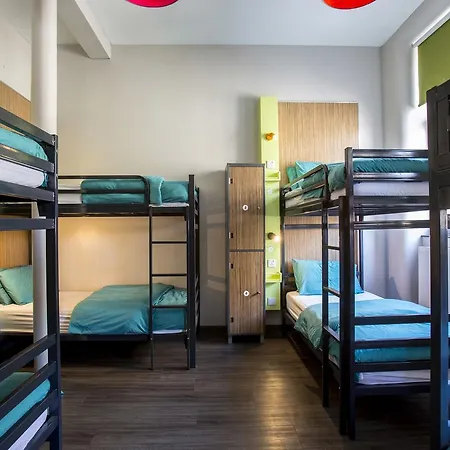 Kick Ass Grassmarket Hostel *