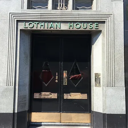 Lothian House Apartment *