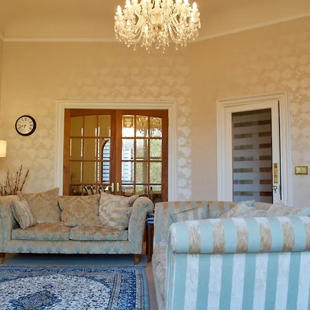 Apartament In Historic Edynburg