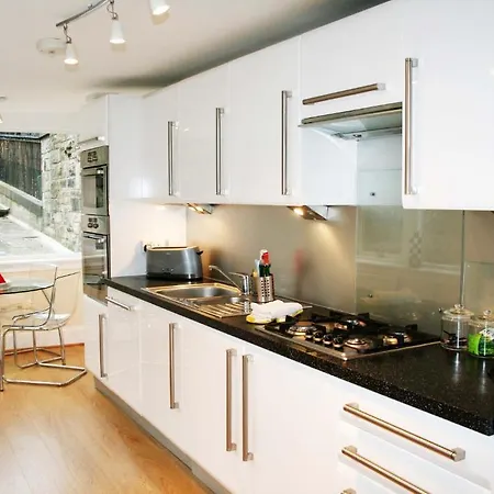 Hotell B+B Edinburgh 4*