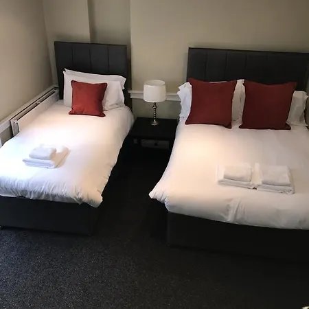 Edinburgh Central Rooms אדינבורו