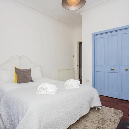 Cosy & Quirky Central Edinburgh Flat Appartement *