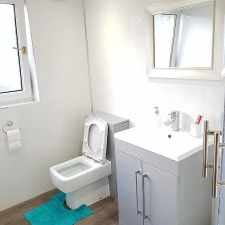 Newhaven Grand Apartment