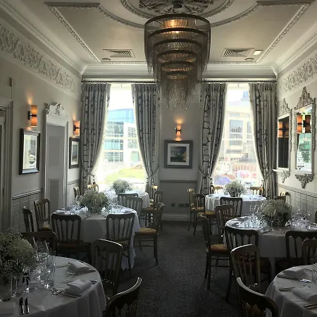 The Wine House 1821 4* Edinburgh