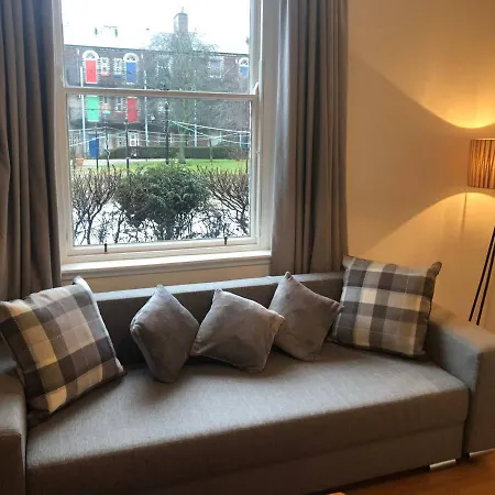 Apartment Cosy City Centre Flat Close To Princes Street *