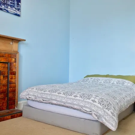 Διαμέρισμα Central 4 Bedroom Flat Εδιμβούργο