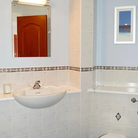 Comfortable Inverleith *
