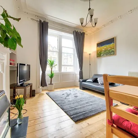 Διαμέρισμα Victorian In Lively Marchmont *