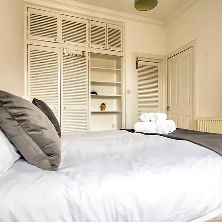 Victorian In Lively Marchmont Διαμέρισμα *