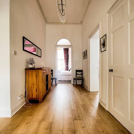 Appartamento Altido Spacious And Stylish 4-bed Georgian Edimburgo