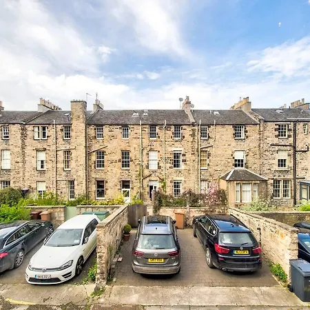 Altido Quiet Mews House W Parking Apartment Edinburgh
