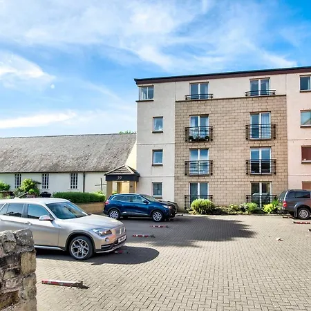 Homely 3bed Apt In Comely Bank With Free Parking Edinburgh