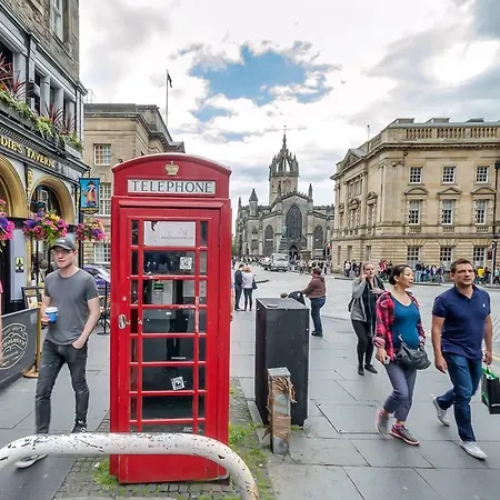 Ultimate Location! Royal Mile 1-bed Edynburg