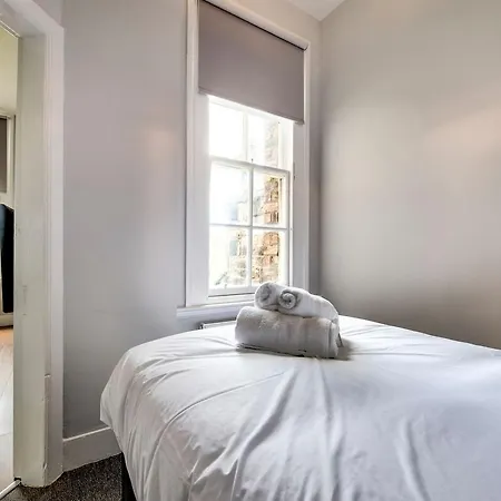 Ultimate Location! Royal Mile 1-bed Apartament Edynburg
