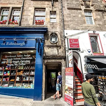 Ultimate Location! Royal Mile 1-bed Edynburg